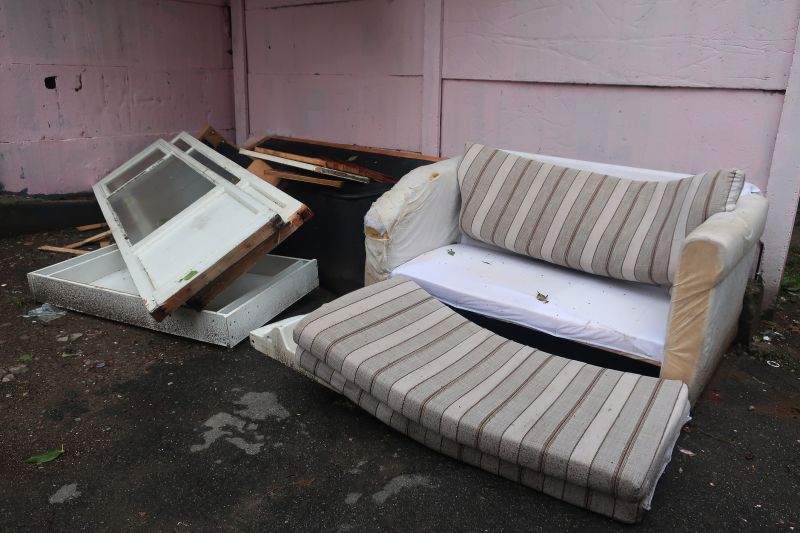 Couch Disposal detail